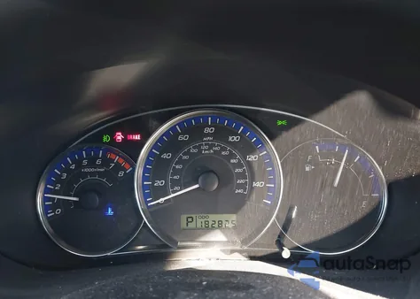 2011 Subaru Forester 2.5X Limited z USA, uszkodzony, nr VIN JF2SHAEC5BH747433